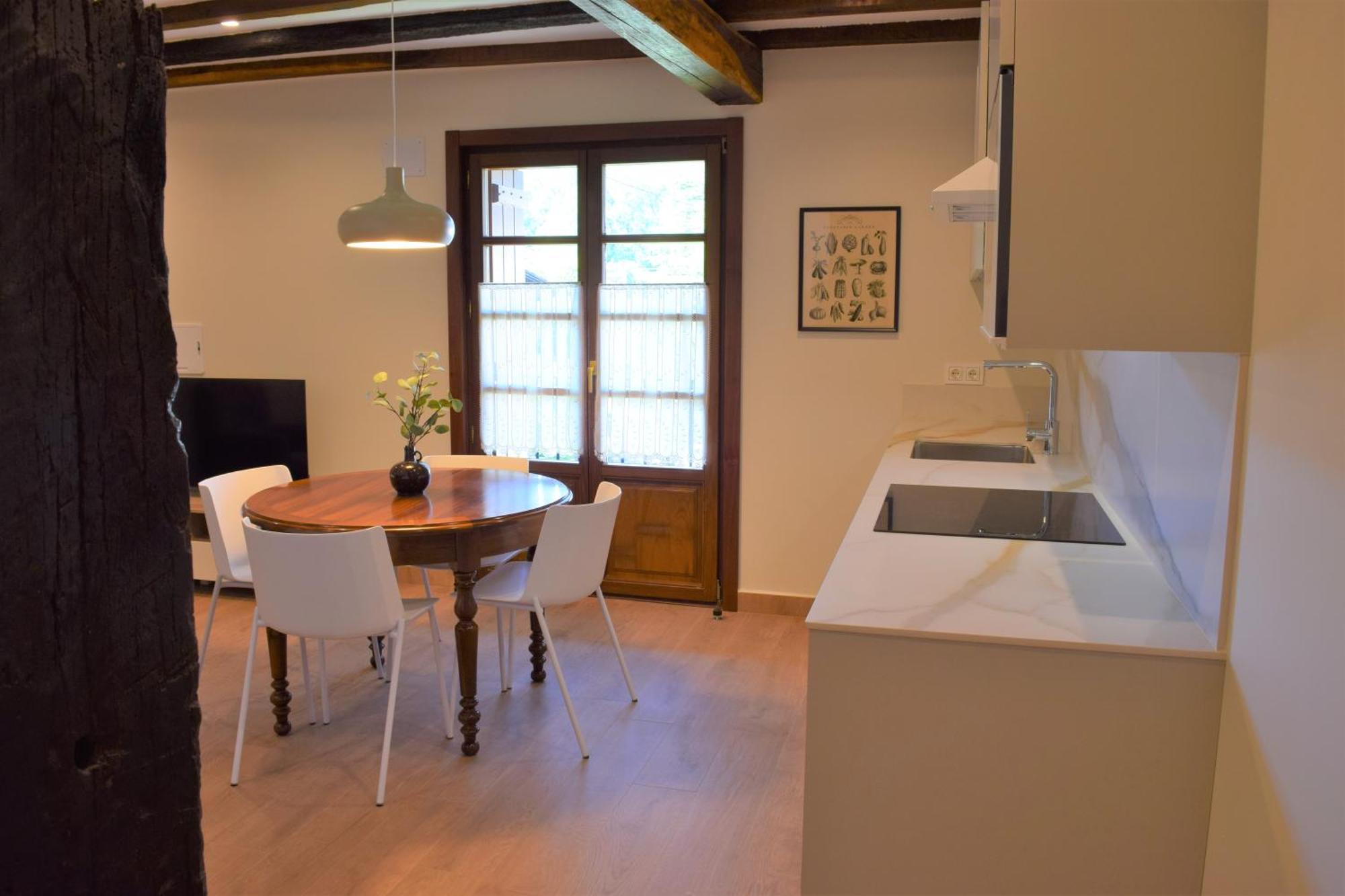 Peritxenea Landa Apartamentuak Лесака Экстерьер фото